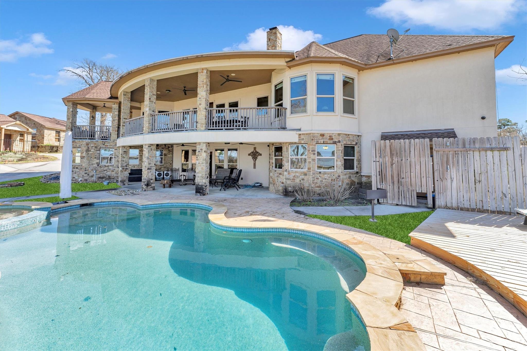 20433 Doral Drive