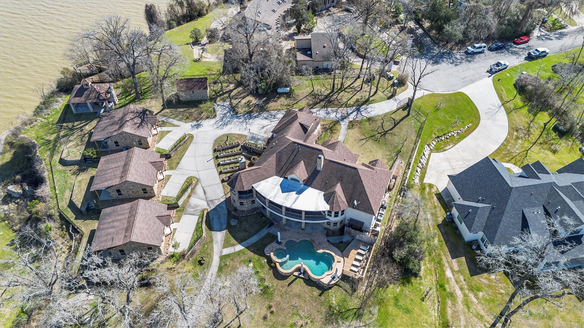 20433 Doral Drive