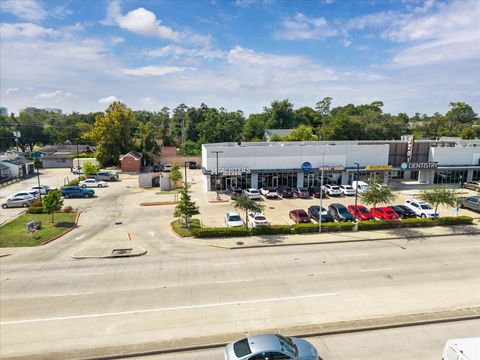 Tiny photo for 1050 W 42nd Street, Houston, TX 77018 (MLS # 70071479)