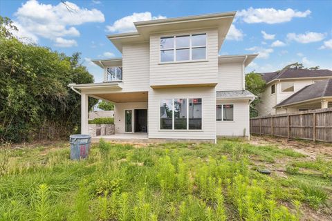 Tiny photo for 1050 W 42nd Street, Houston, TX 77018 (MLS # 70071479)