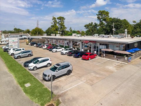 Tiny photo for 1050 W 42nd Street, Houston, TX 77018 (MLS # 70071479)