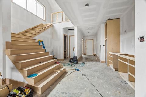 Tiny photo for 1050 W 42nd Street, Houston, TX 77018 (MLS # 70071479)