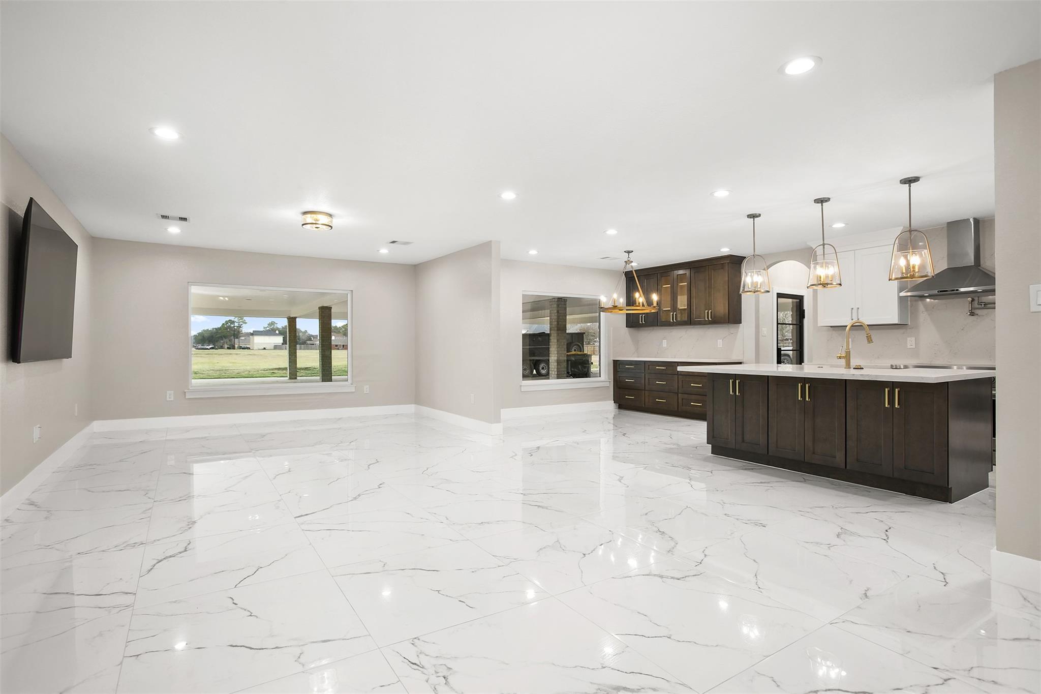 4002 Dixie Farm Road