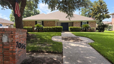 Photo of 7055 Shanahan Drive, Beaumont, TX 77706 (MLS # 6971706)