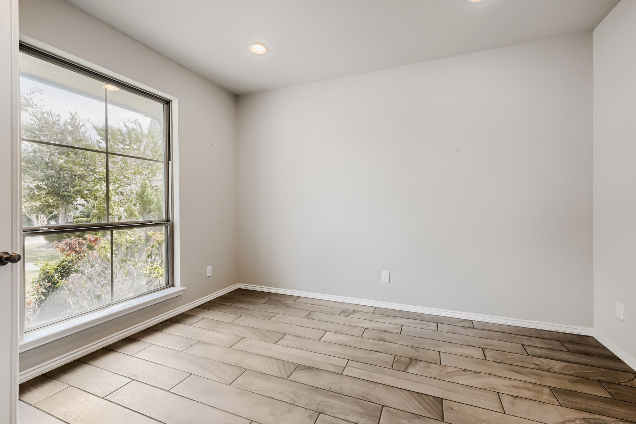 4726 Primrose Valley Lane