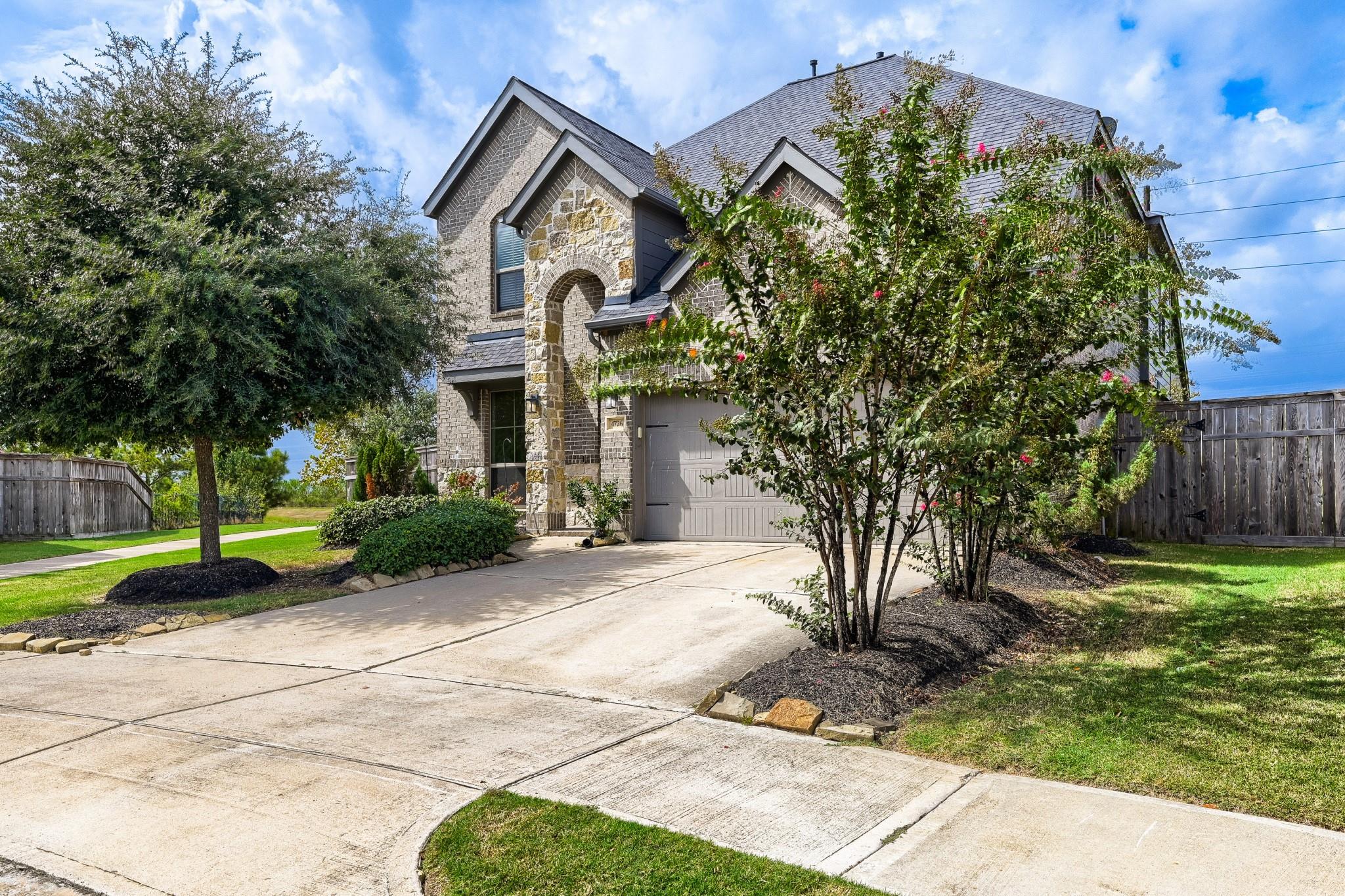 4726 Primrose Valley Lane