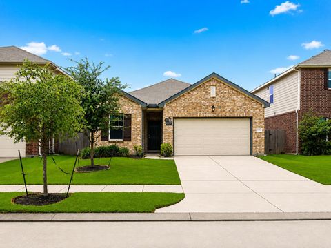 Photo of 13502 Harefield Hollow Trail, Houston, TX 77049 (MLS # 54321334)