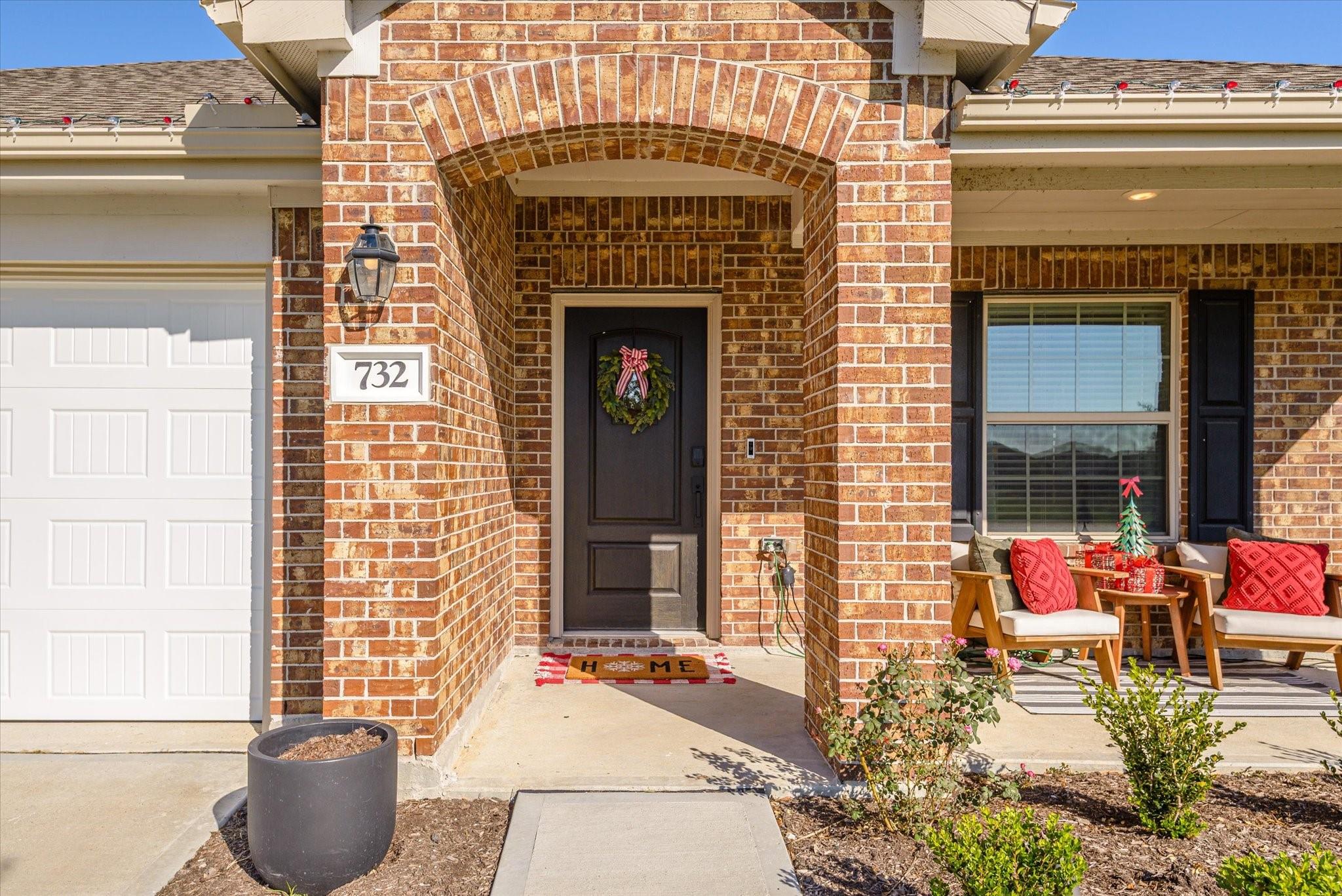 732 Scenic Lake Drive