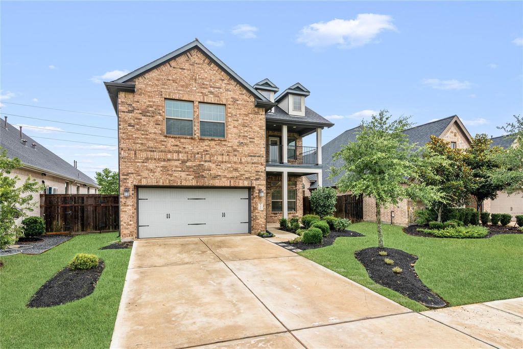 Photo of 4702 Primrose Valley Lane, Fulshear, TX 77441 (MLS # 65705124)
