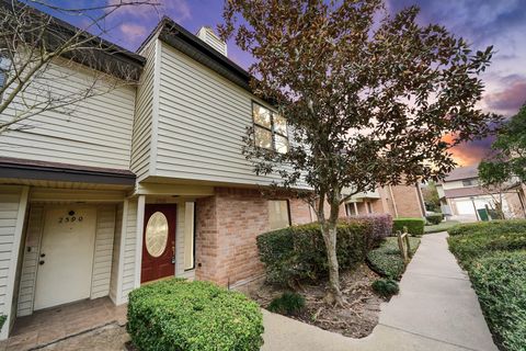 2588 Bering Drive Houston TX 77057