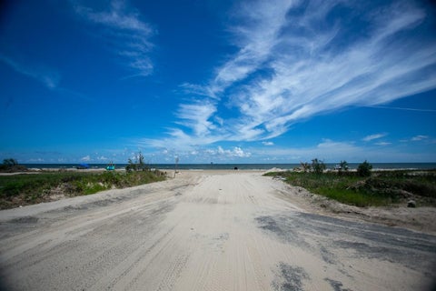 Photo of 959 S East Road, Crystal Beach, TX 77650 (MLS # 40827788)
