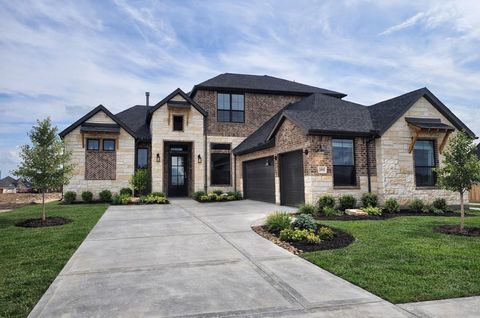 Photo of 12055 Lake View Boulevard, Mont Belvieu, TX 77523 (MLS # 70577447)