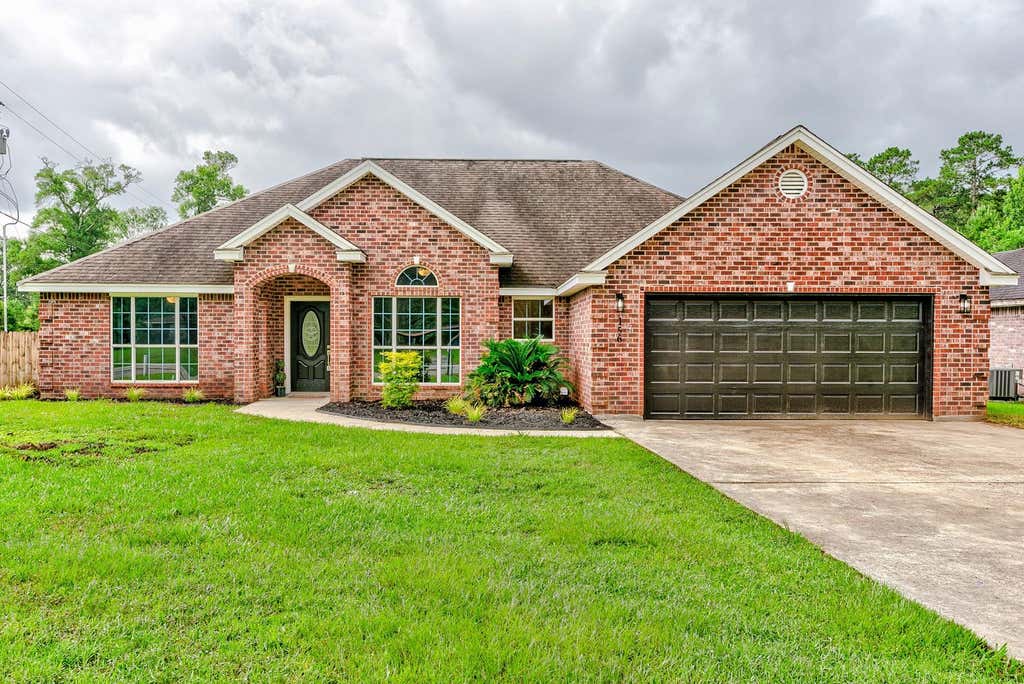 Photo of 156 Corbett Street, Vidor, TX 77662 (MLS # 59105247)