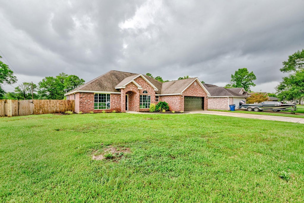 Photo of 156 Corbett Street, Vidor, TX 77662 (MLS # 59105247)