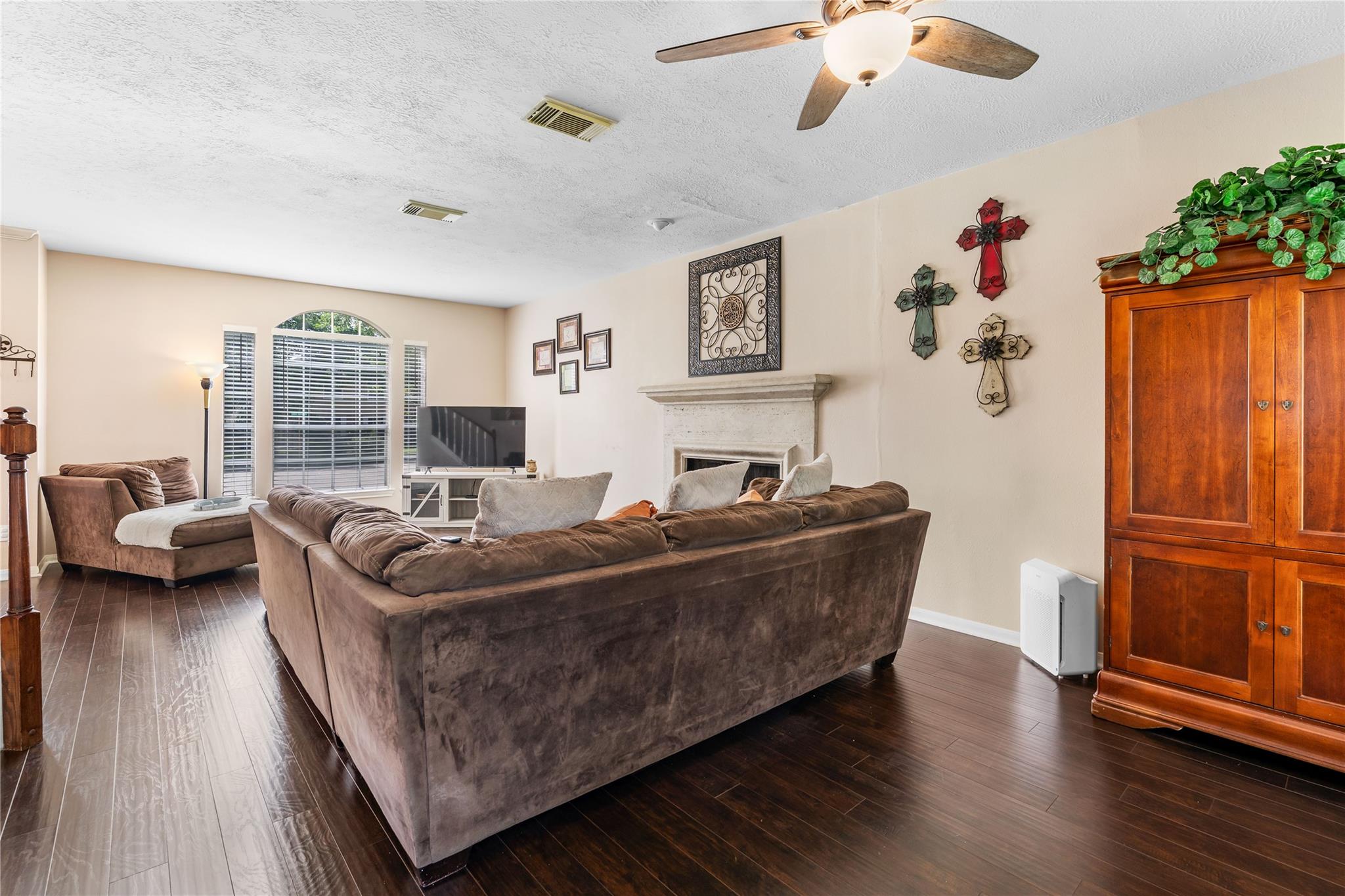 6463 Smoke House Drive