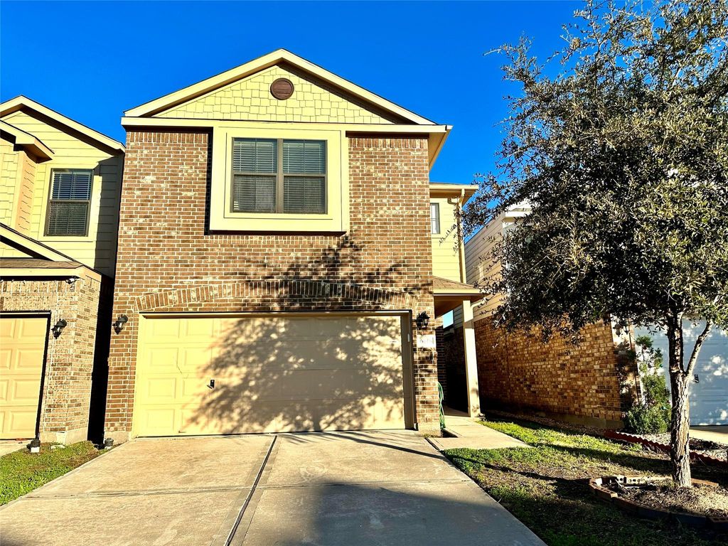 Photo of 6618 Sharpstone Creek Lane, Houston, TX 77084 (MLS # 7633183)