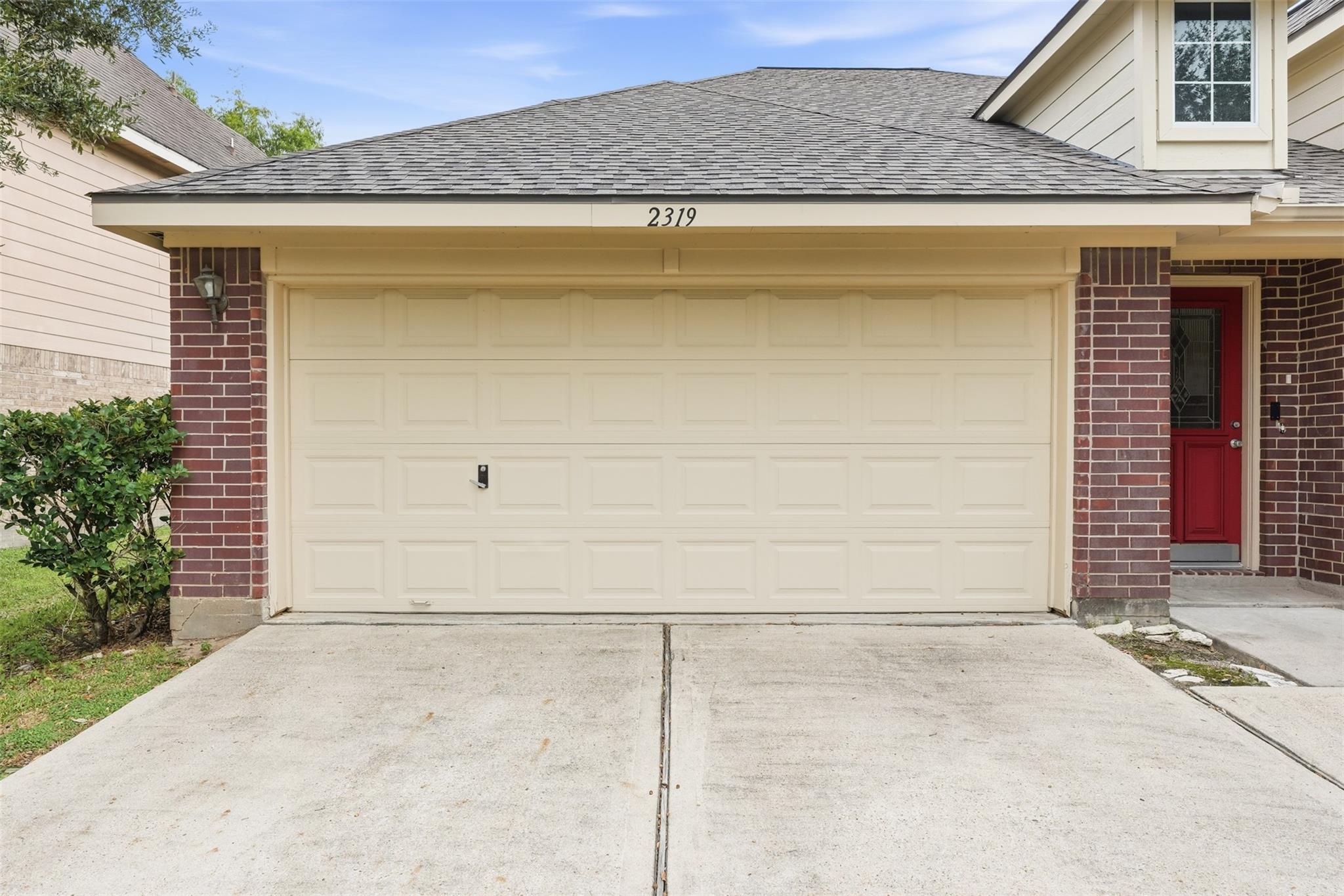 2319 Falcon Knoll Lane