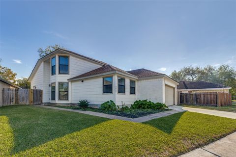 Photo of 3427 Benfield Drive, Houston, TX 77082 (MLS # 10679047)