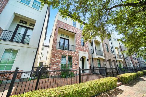 Photo of 9443 Fannin Street, Houston, TX 77045 (MLS # 52064835)