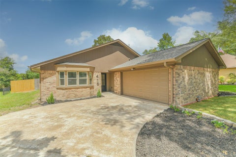 Photo of 416 Rolling Hills Drive, Panorama Village, TX 77304 (MLS # 41721302)