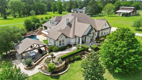Photo of 23943 Lakeview Way, Montgomery, TX 77316 (MLS # 67796315)