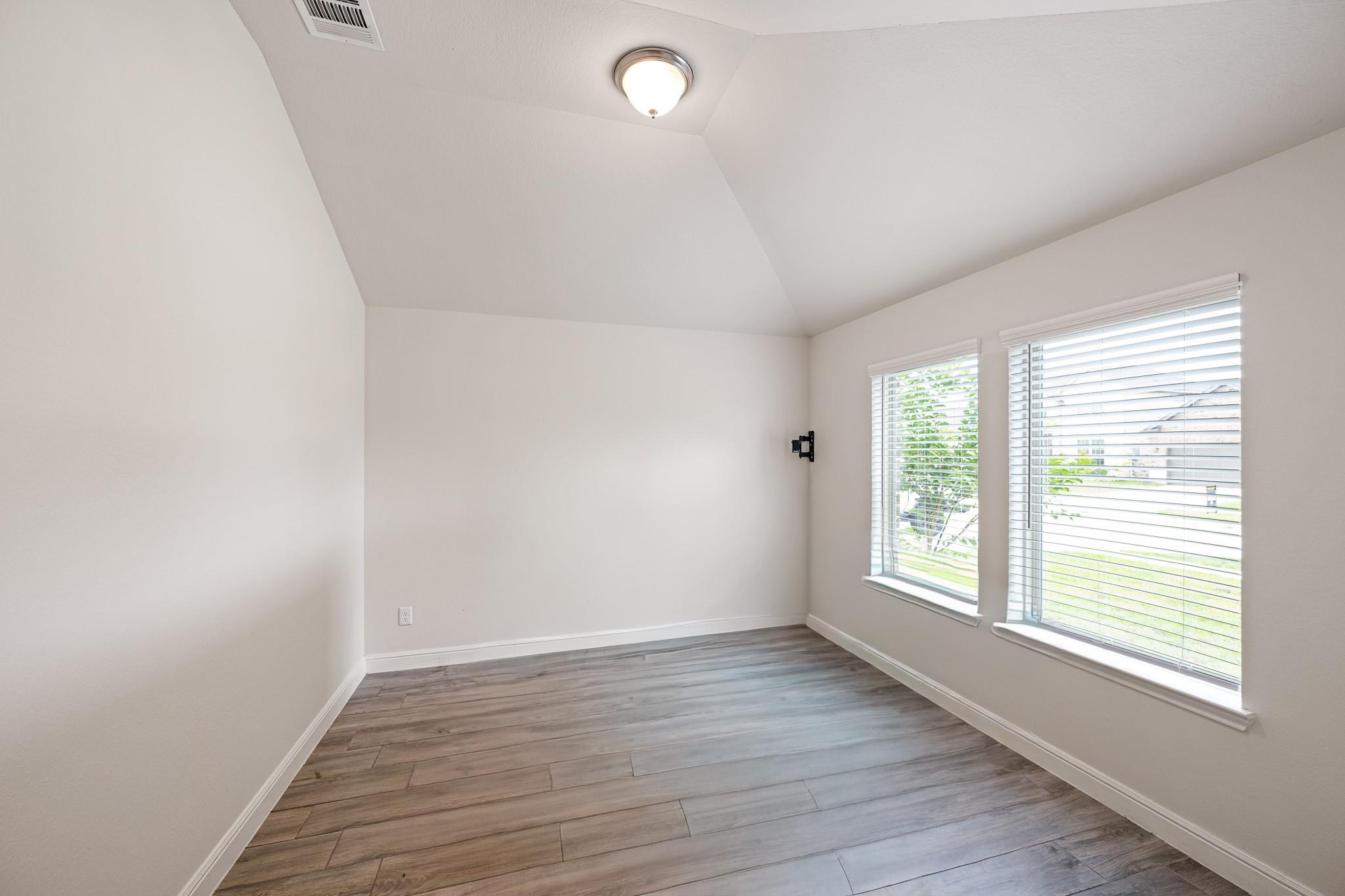 5315 Latigo Court