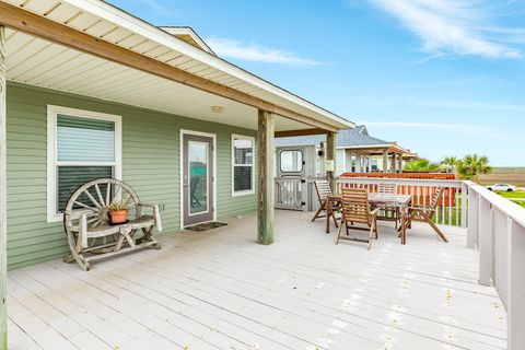 Photo of 433 Seabean Street, Surfside Beach, TX 77541 (MLS # 10117134)