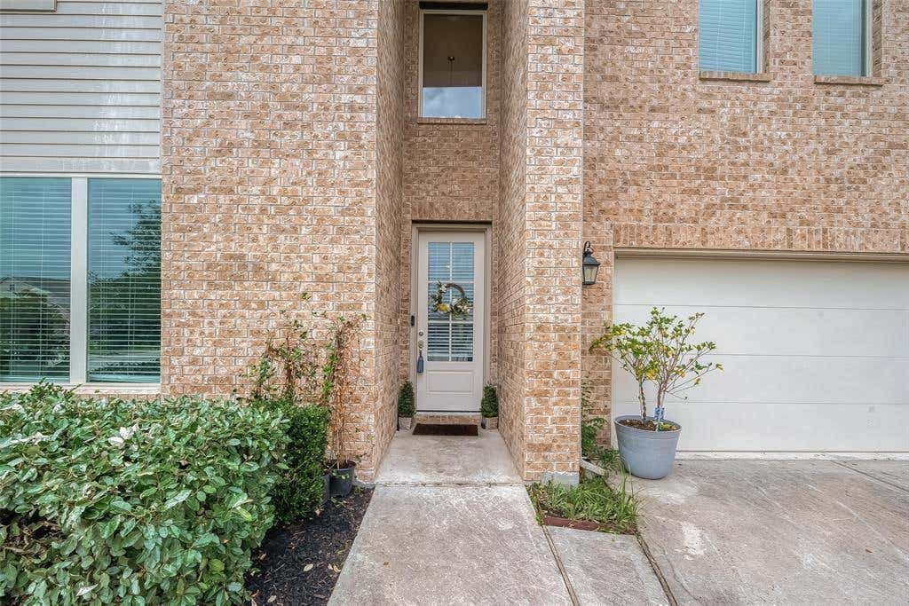 Photo of 21029 Crinet Sq St ST, Kingwood, TX 77339 (MLS # 50189477)