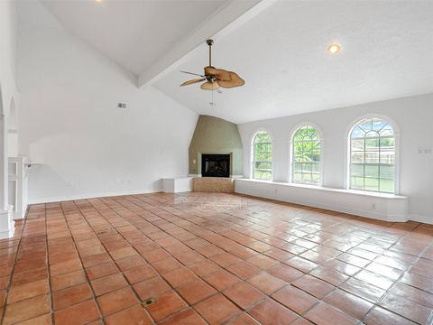 Photo of 935 Magnolia Street, Lake Jackson, TX 77566 (MLS # 86841556)