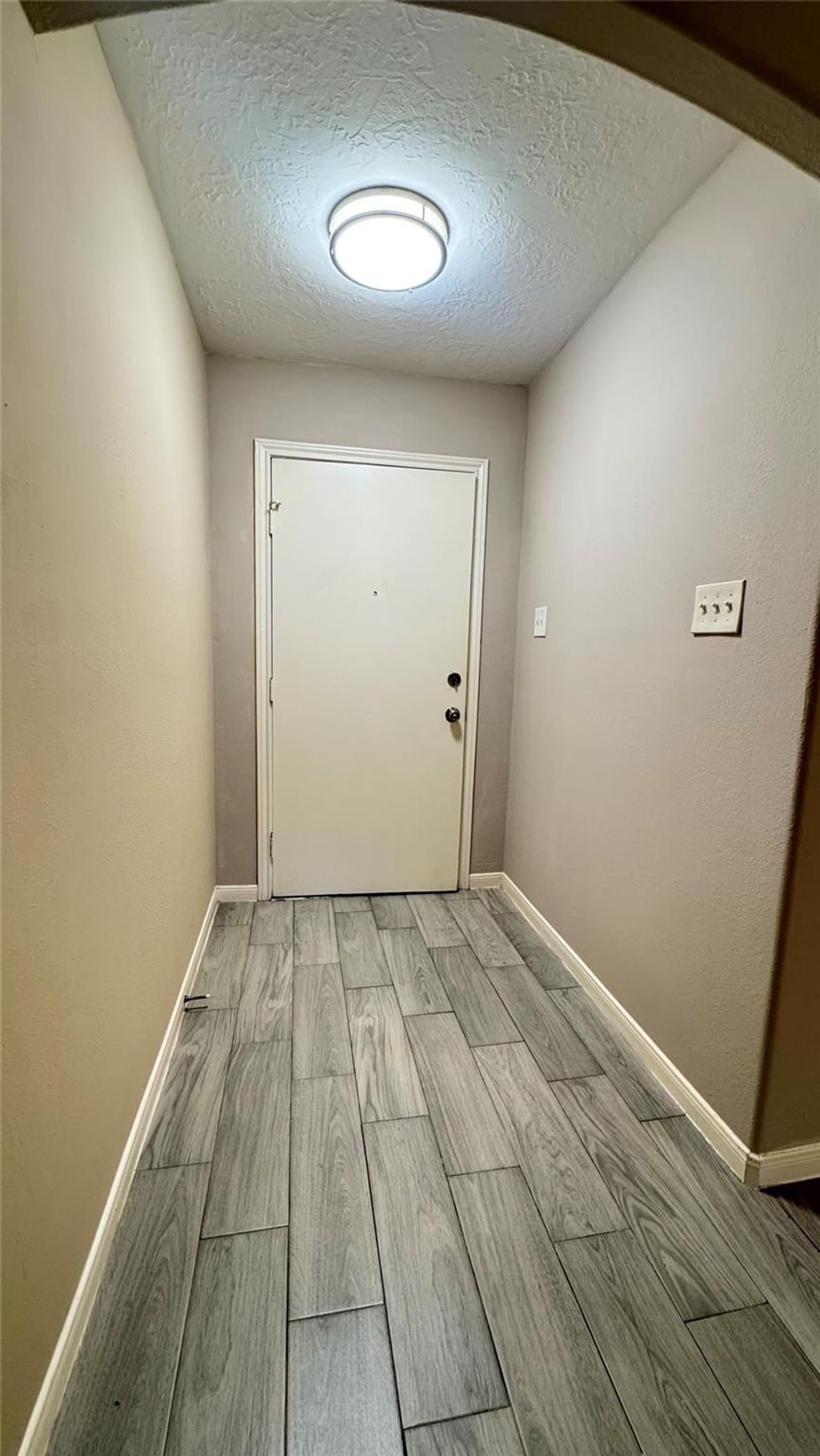 Photo of 3303 Glen Spring Drive, Houston, TX 77339 (MLS # 71072872)