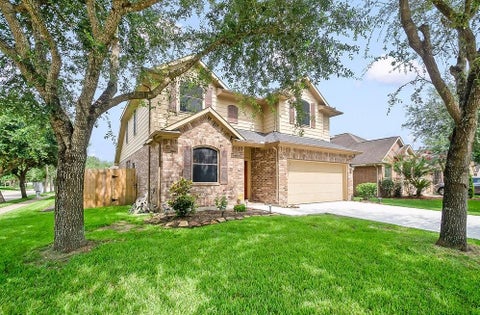 Photo of 5201 Pale Sage Lane, Rosharon, TX 77583 (MLS # 45993852)
