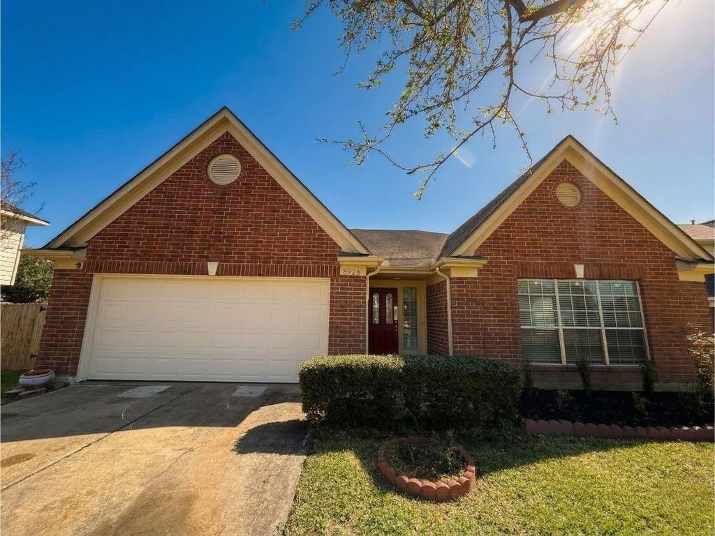 Photo of 8926 Diamond Lake Lane, Houston, TX 77083 (MLS # 73987699)