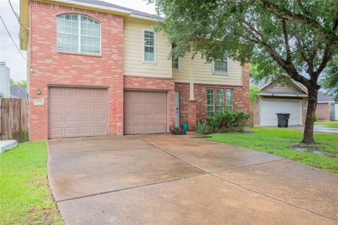 Photo of 14503 Little Street, Houston, TX 77045 (MLS # 68813020)