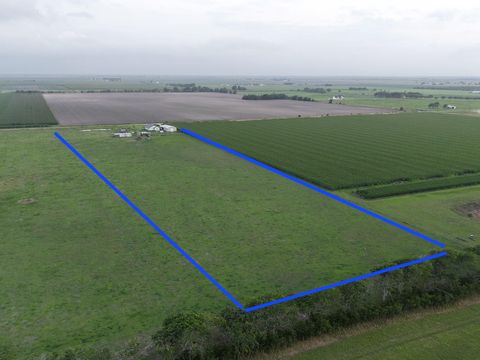 Tiny photo for 928 County Road 316, Louise, TX 77455 (MLS # 86770039)