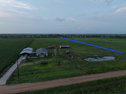 Tiny photo for 928 County Road 316, Louise, TX 77455 (MLS # 86770039)