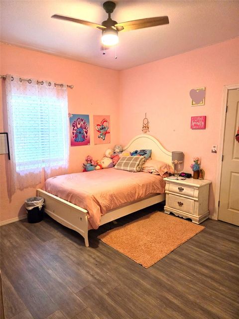 Tiny photo for 928 County Road 316, Louise, TX 77455 (MLS # 86770039)