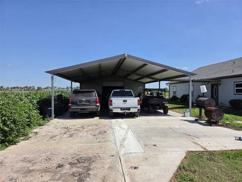 Tiny photo for 928 County Road 316, Louise, TX 77455 (MLS # 86770039)