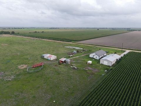 Tiny photo for 928 County Road 316, Louise, TX 77455 (MLS # 86770039)