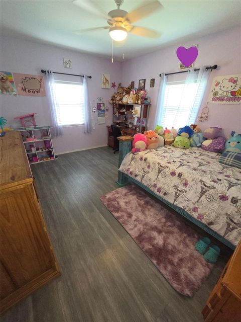 Tiny photo for 928 County Road 316, Louise, TX 77455 (MLS # 86770039)