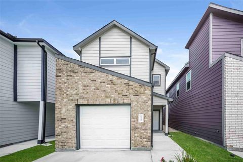 Photo of 15242 Estrella West, Houston, TX 77073 (MLS # 63040199)