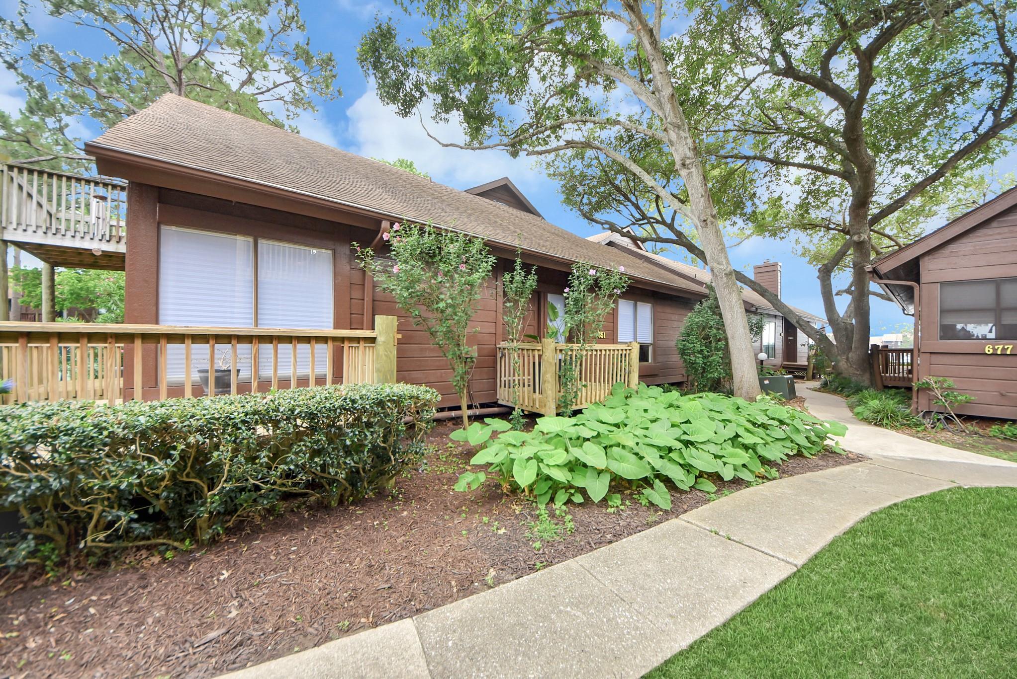651 Davis Road