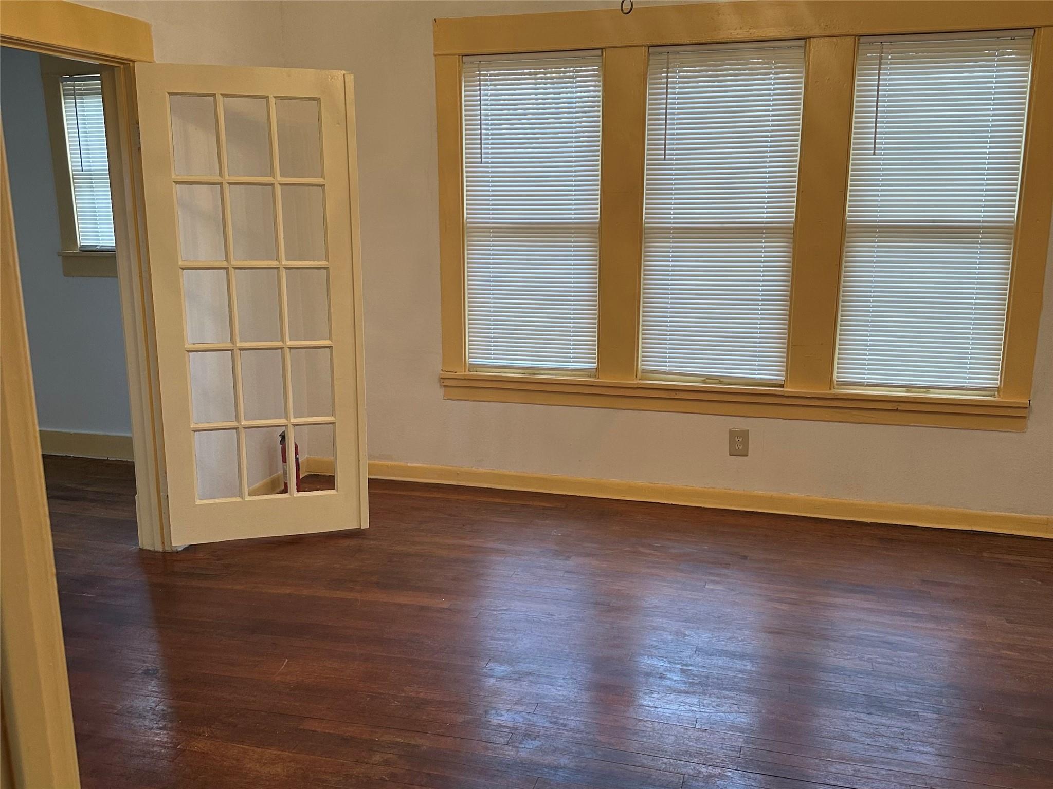 4621 Davenport Street