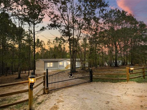 Photo of 455 Hickory Hill Road, Cleveland, TX 77328 (MLS # 29389658)