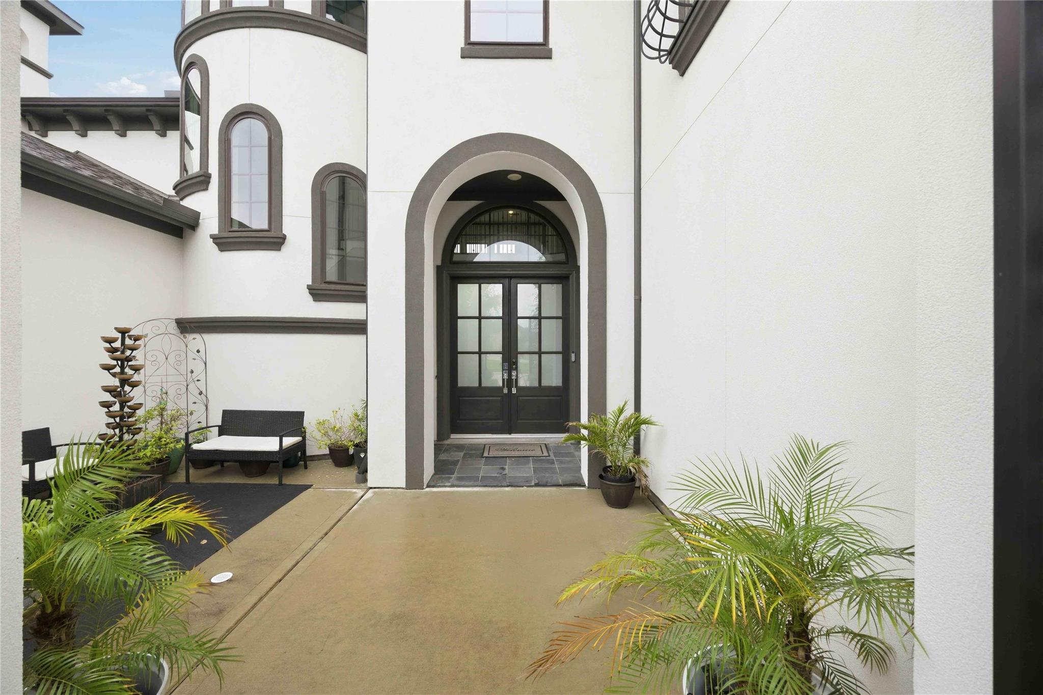 10623 Sawmill Park Drive