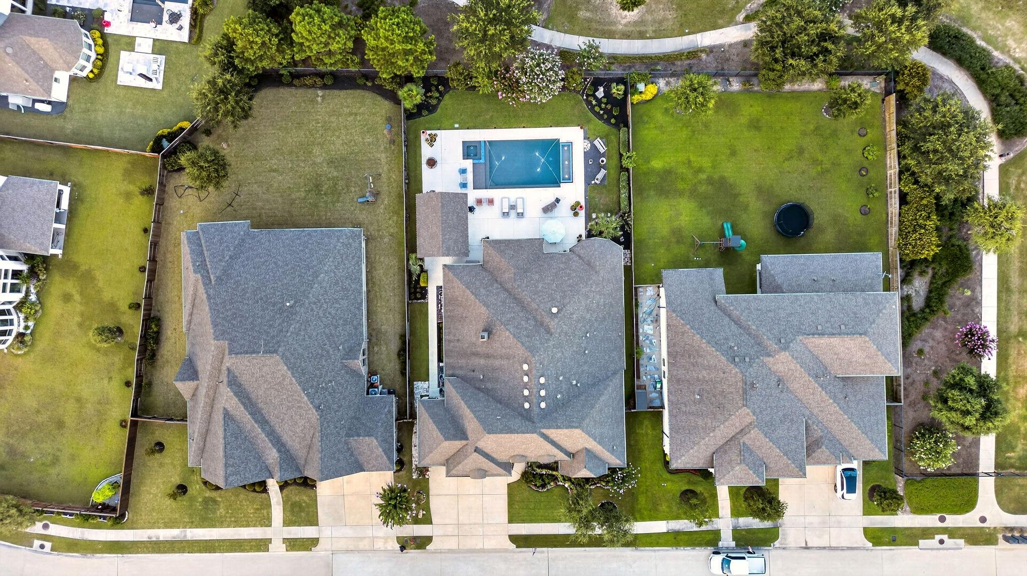2710 Merlin Way