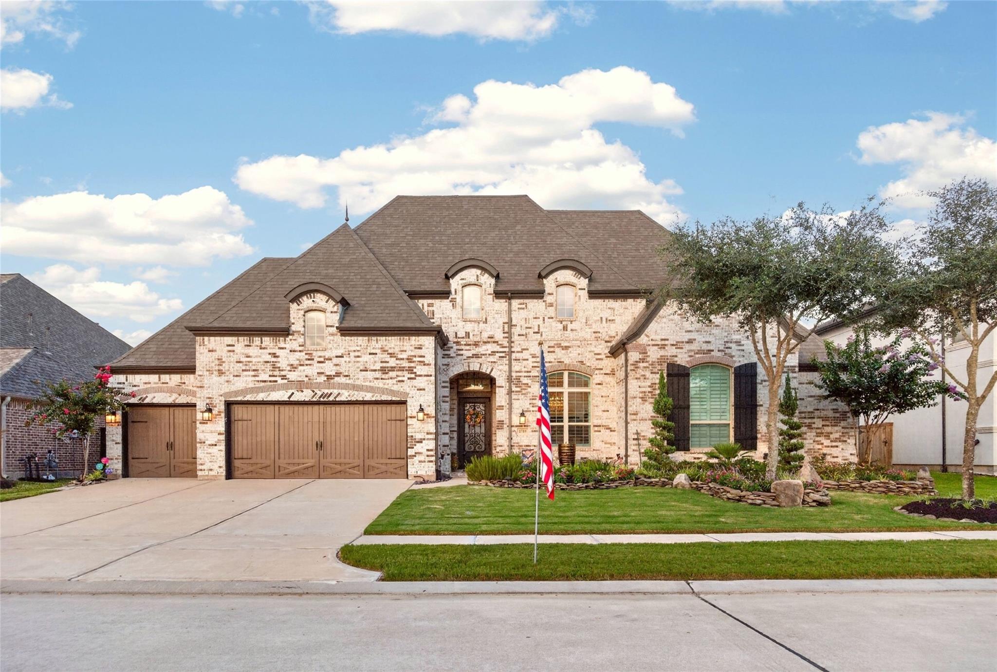 2710 Merlin Way