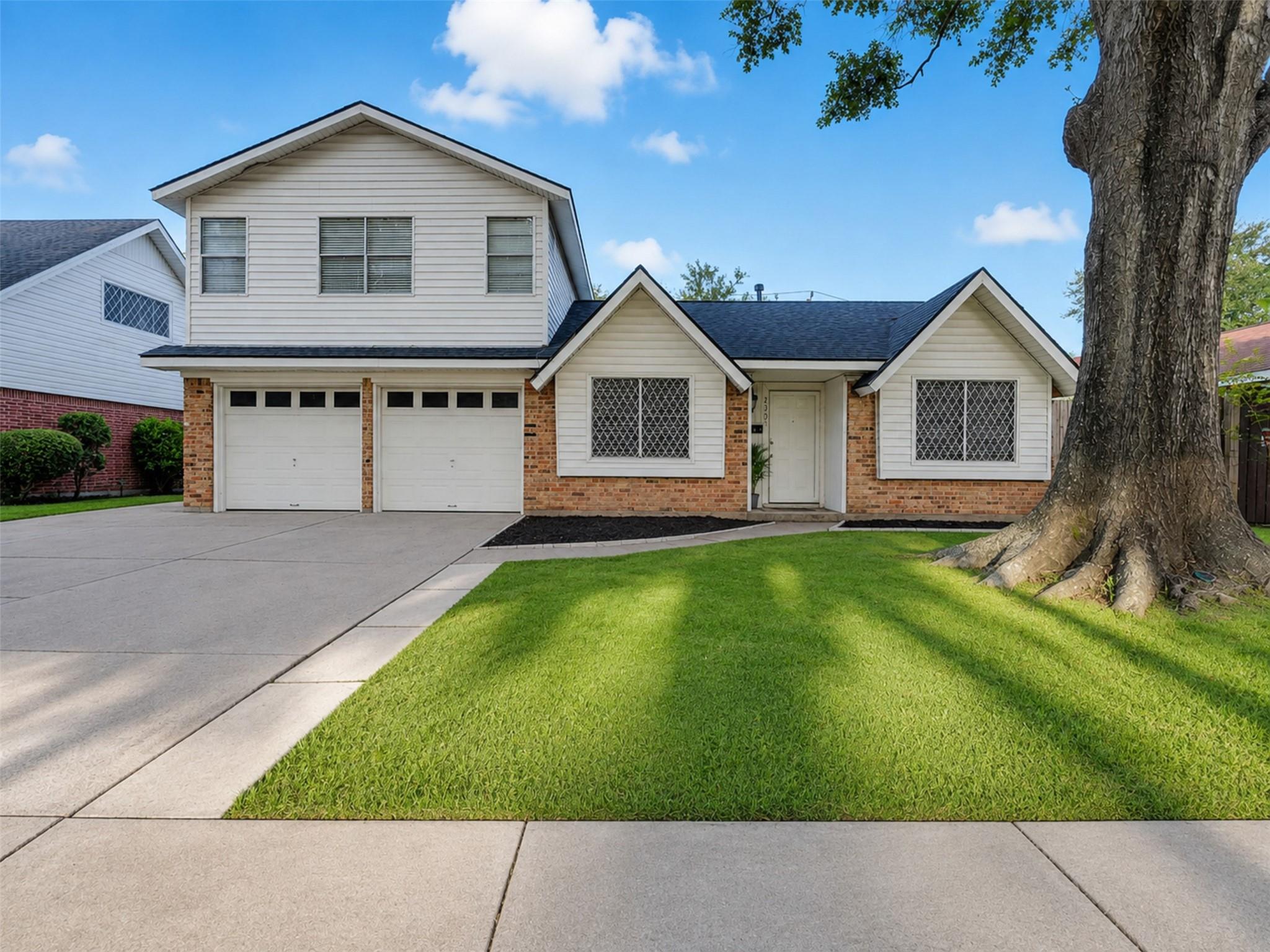 2305 Peach Lane