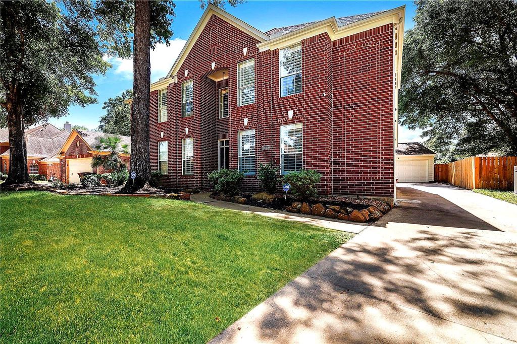 Photo of 3810 Echo Mountain Drive, Houston, TX 77345 (MLS # 24984752)