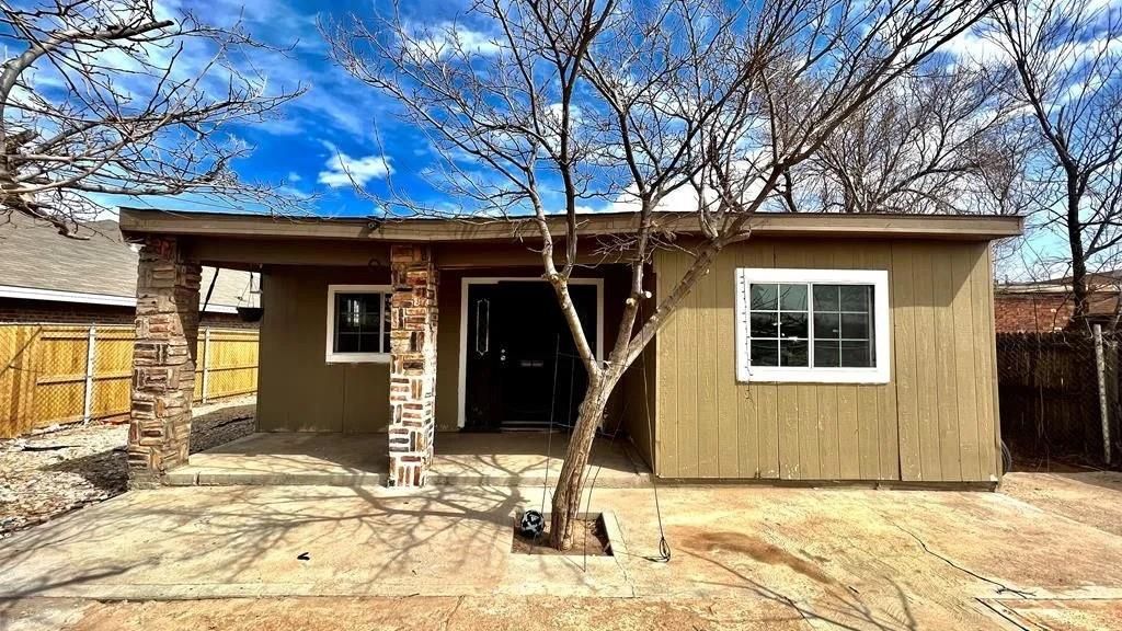 Photo of 909 S Mineola Street, Midland, TX 79701 (MLS # 22442902)