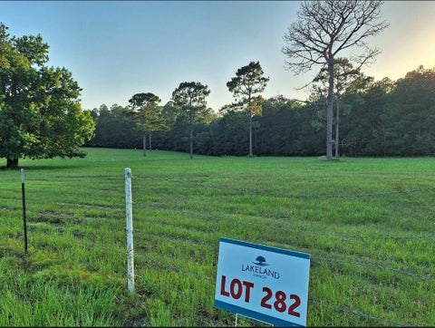 Photo of 282 Blk 12 Lakeland Ranch, Hillister, TX 77624 (MLS # 4524146)